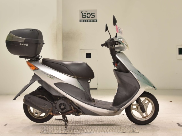 Suzuki ADDRESS V50