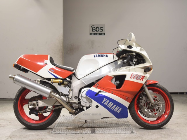 Yamaha FZR750 1989