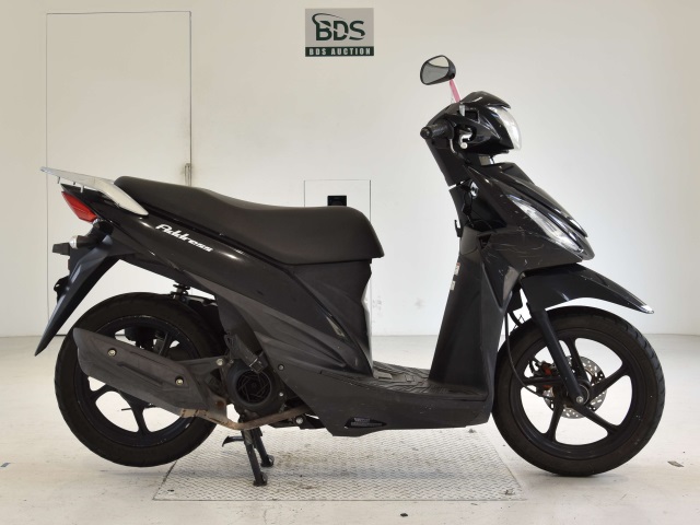 Suzuki ADDRESS V110