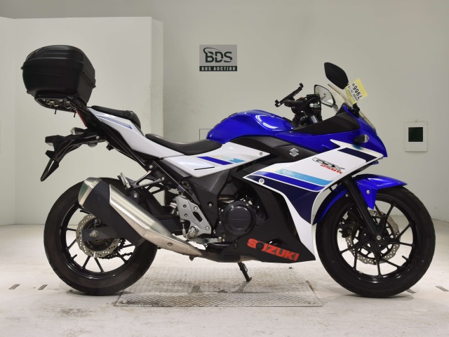 Suzuki GSX250R