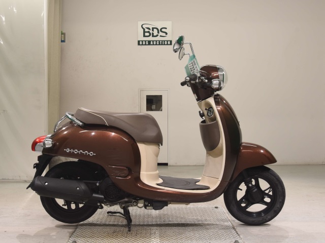 Honda GIORNO 2011