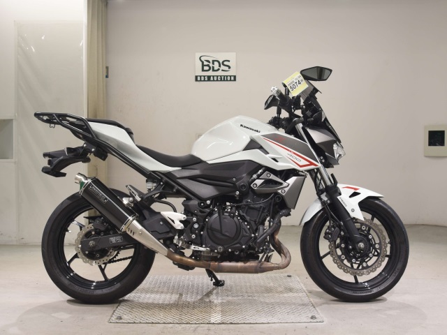 Kawasaki Z400 2021