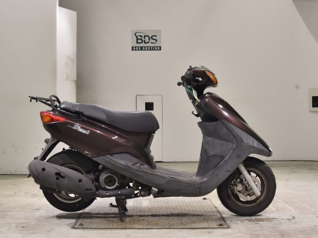Yamaha AXIS125 2012