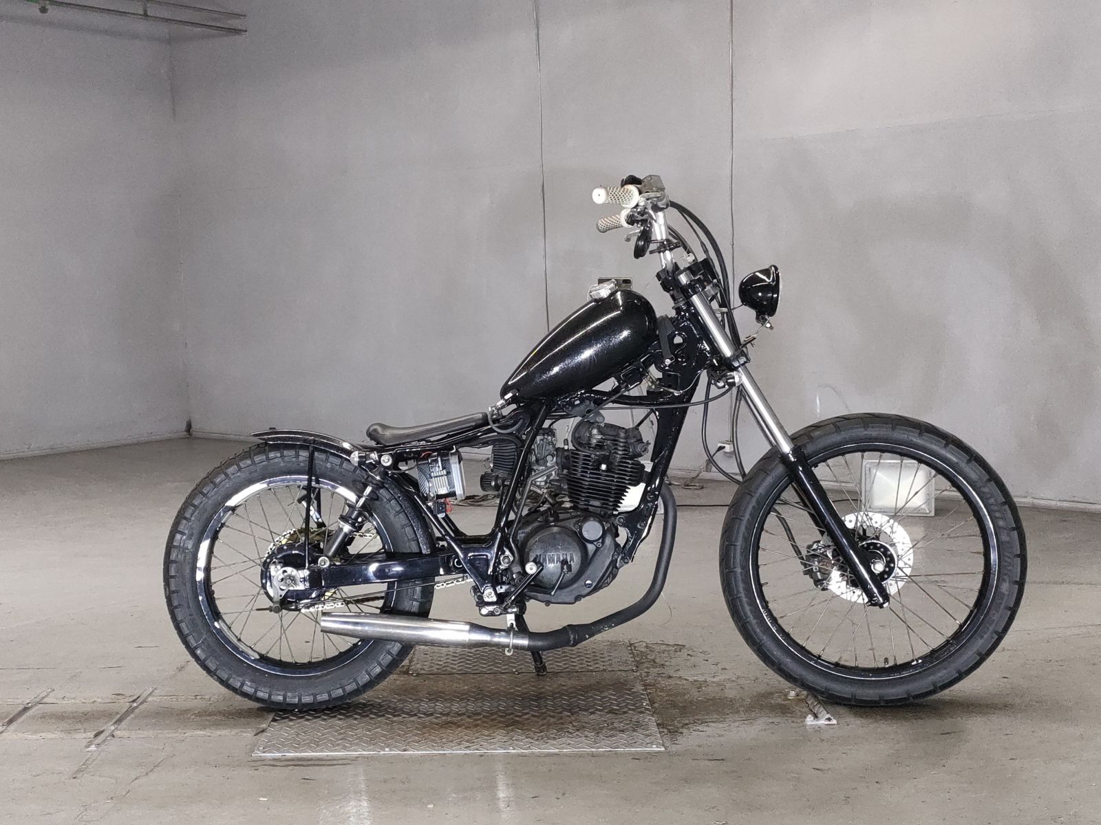 Yamaha SEROW XT225 1987