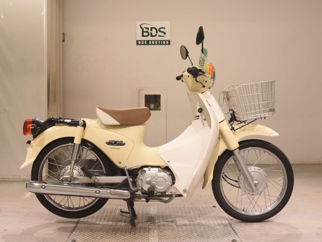 Honda C110 2011