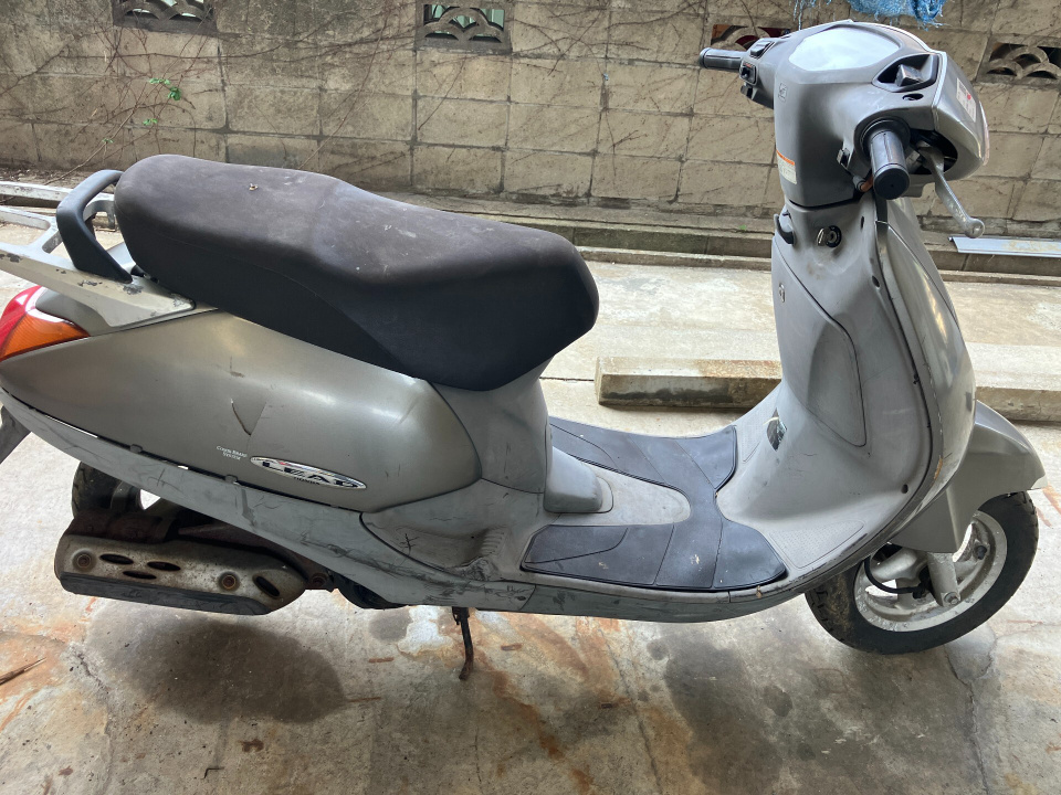 Honda LEAD100 1998