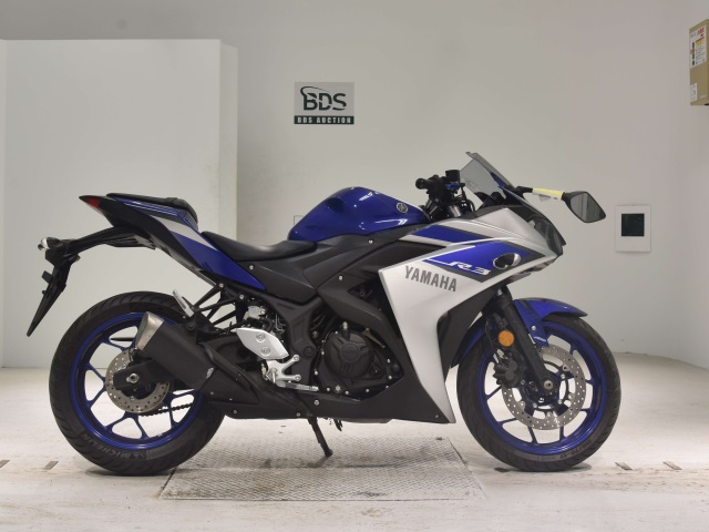 Yamaha YZF-R3 2015