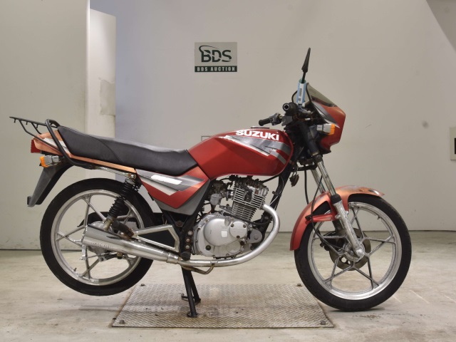 Suzuki GS125E