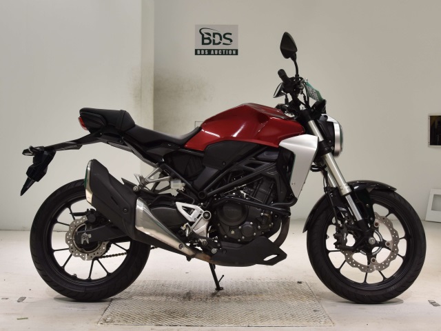 Honda CB250R 2018