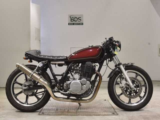 Yamaha SR400 2002