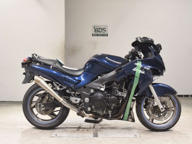 Kawasaki ZZ-R400 2006