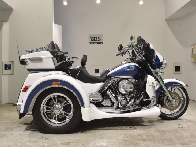 HD ELECTRA GLIDE FLHTCU1690 TRIKE 2014