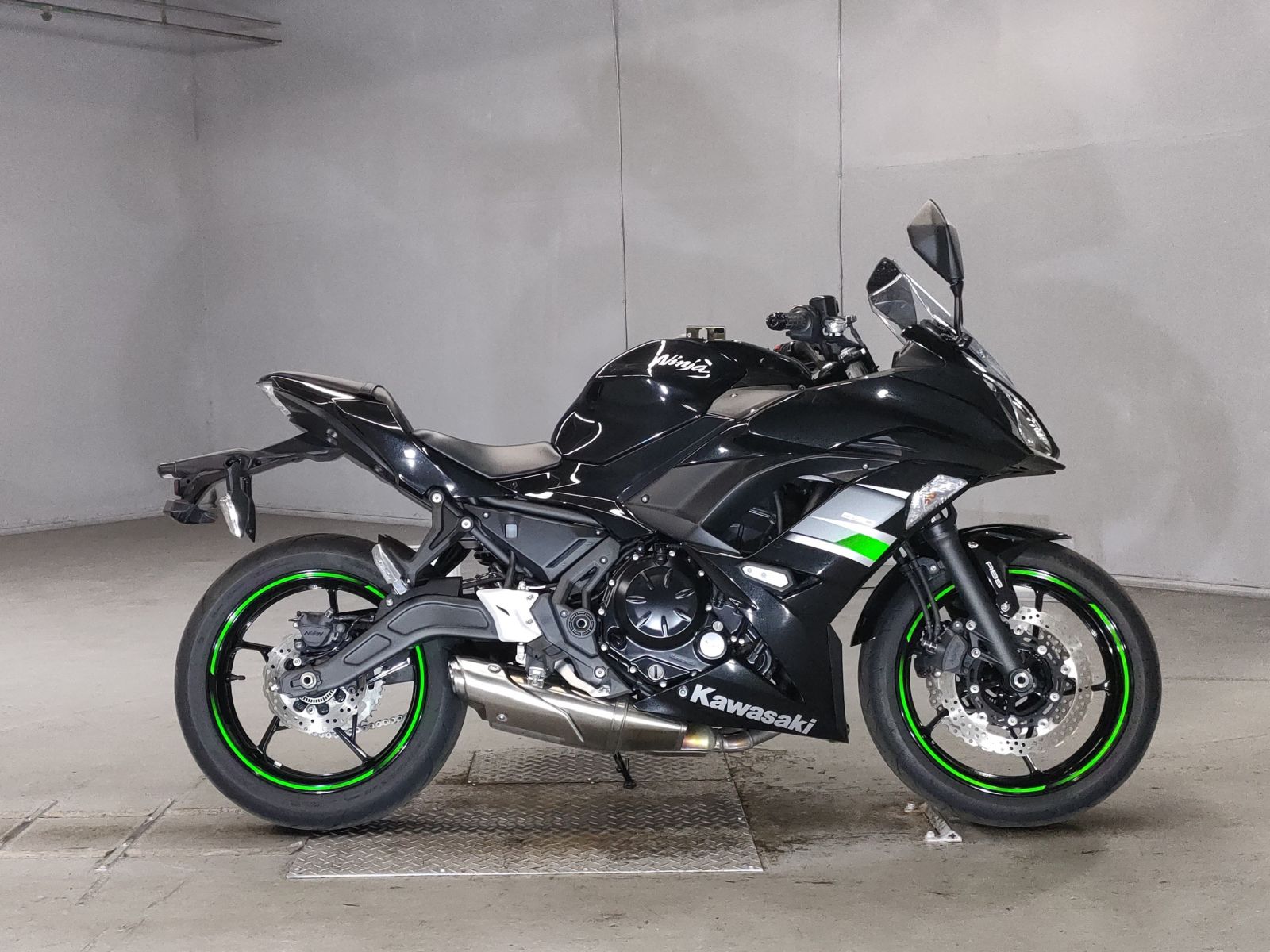 Kawasaki NINJA650 2019
