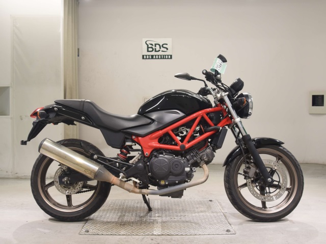 Honda VTR250 2015