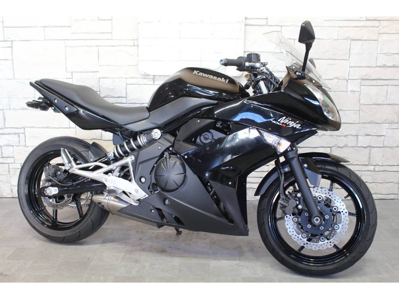 Kawasaki NINJA400R 2011
