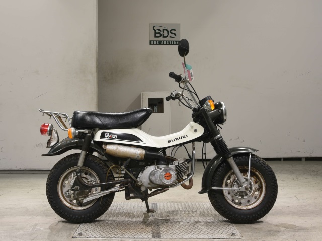 Suzuki RV50