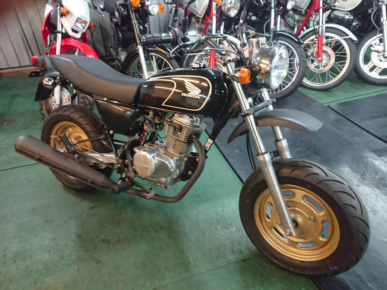 Honda APE100 2004