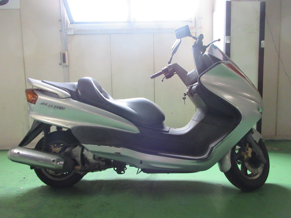 Yamaha MAJESTY 250 2001