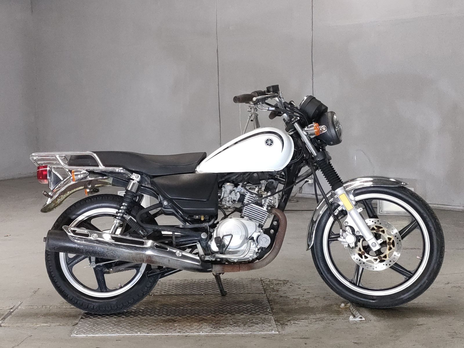 Yamaha YB125SP 2006