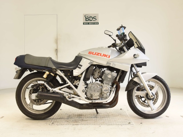 Suzuki GSX250 KATANA