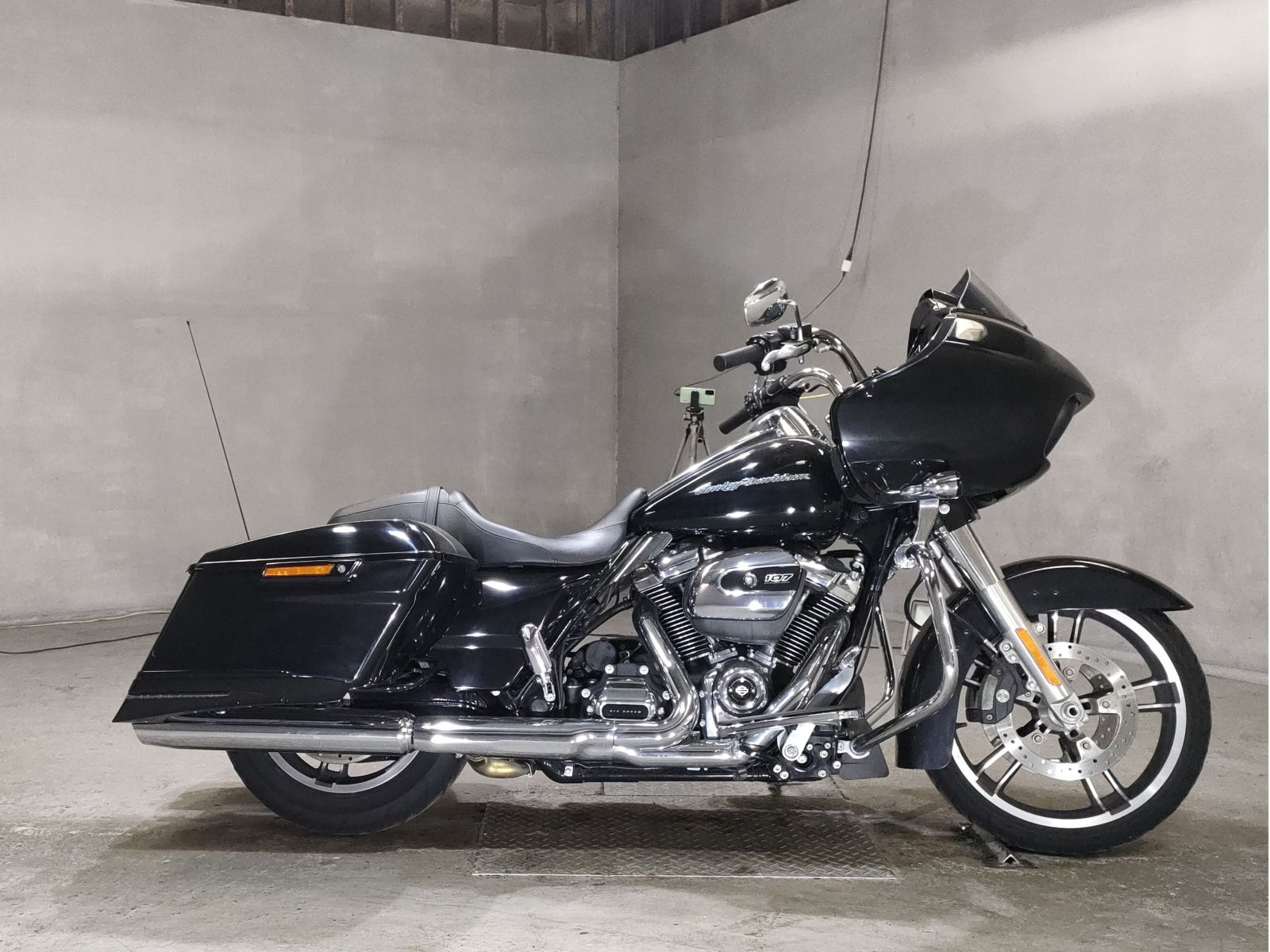 HD ROAD GLIDE FLTRXS1750 2017