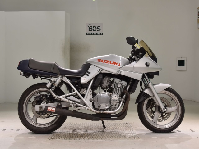 Suzuki GSX250S KATANA