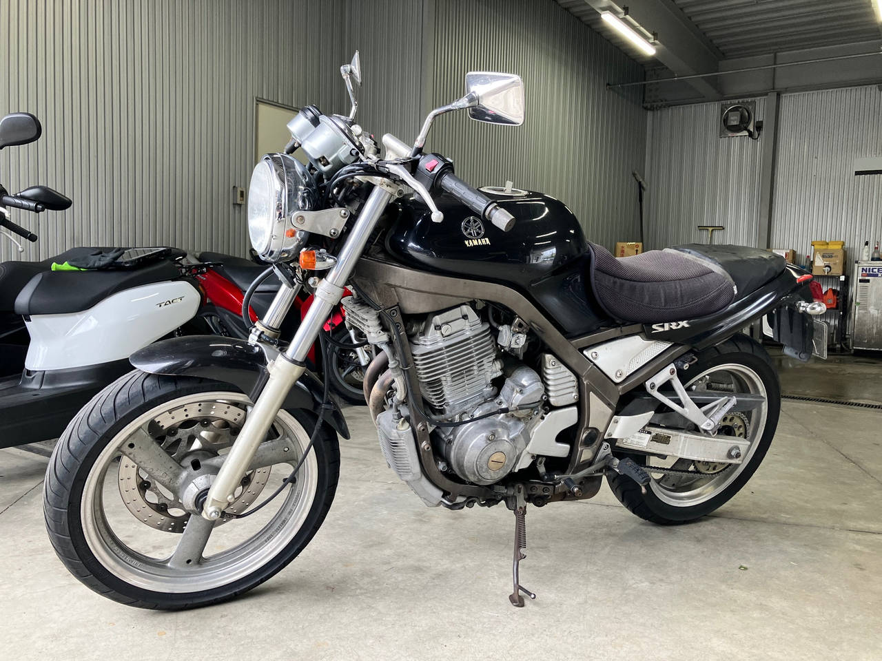 Yamaha SRX400 1991