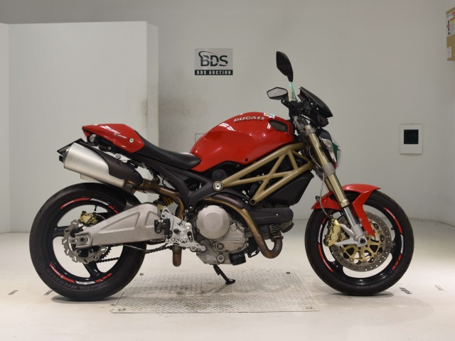 Ducati MONSTER 696 2013