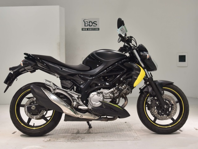 Suzuki GLADIUS SFV650A 2016