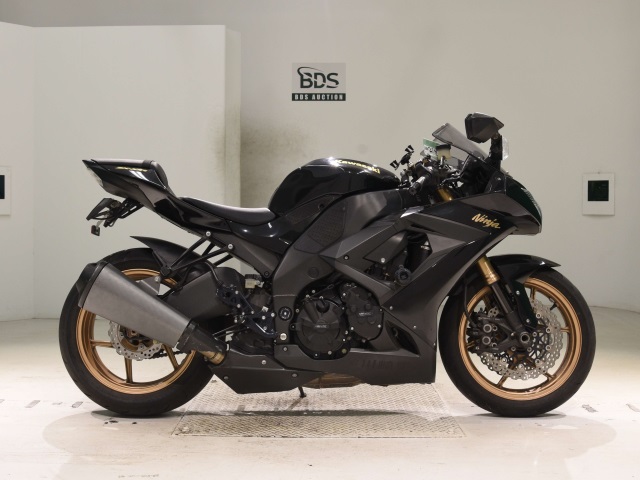 Kawasaki NINJA ZX-10R 2011