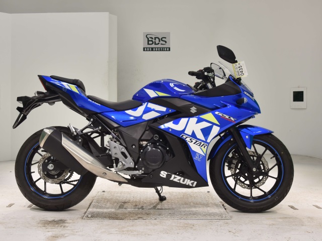 Suzuki GSX250R