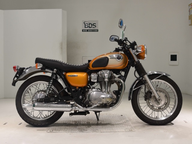 Kawasaki W800 2012