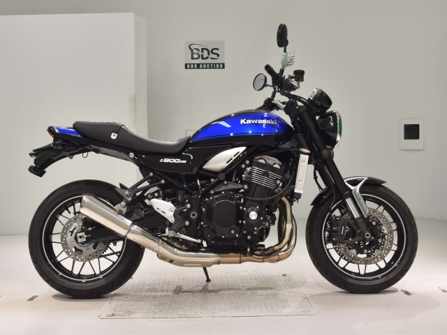 Kawasaki Z900RS 2024
