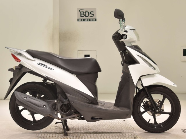 Suzuki ADDRESS V110