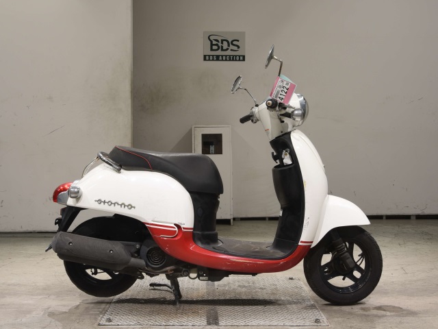 Honda GIORNO 2012