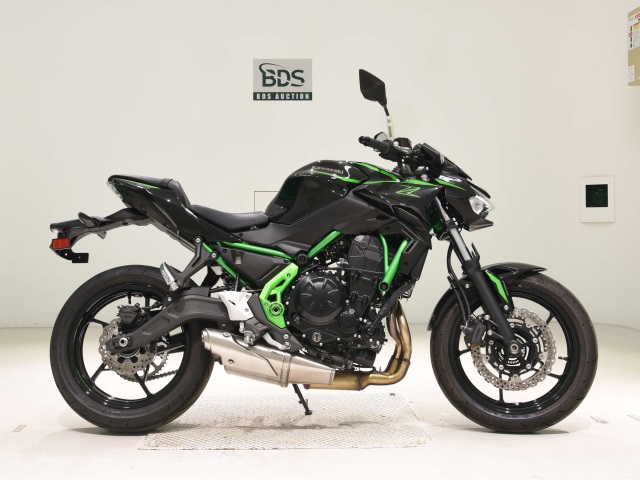 Kawasaki Z650 2025
