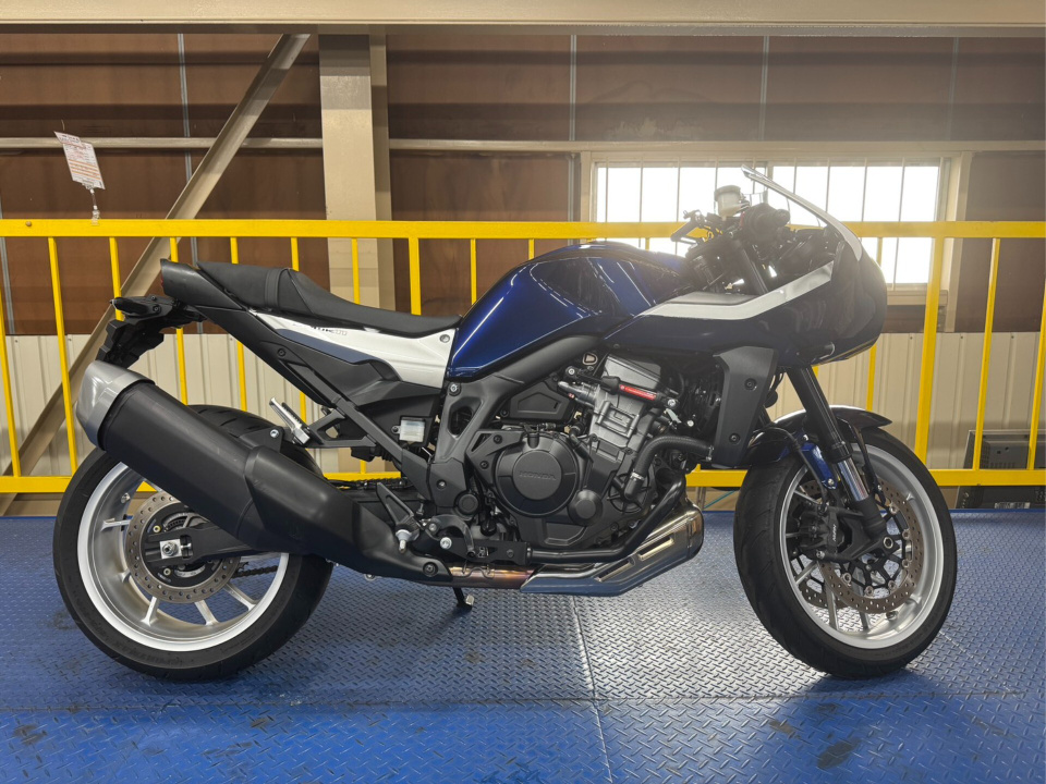 Honda HAWK11 2022