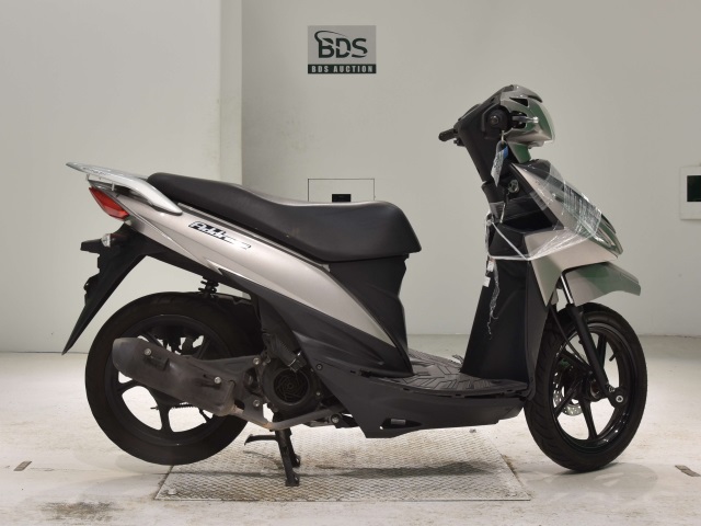Suzuki ADDRESS V110