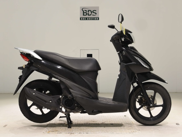 Suzuki ADDRESS V110