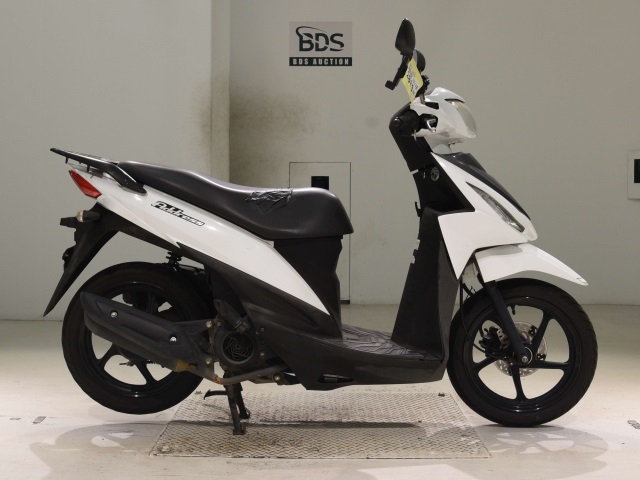 Suzuki ADDRESS V110