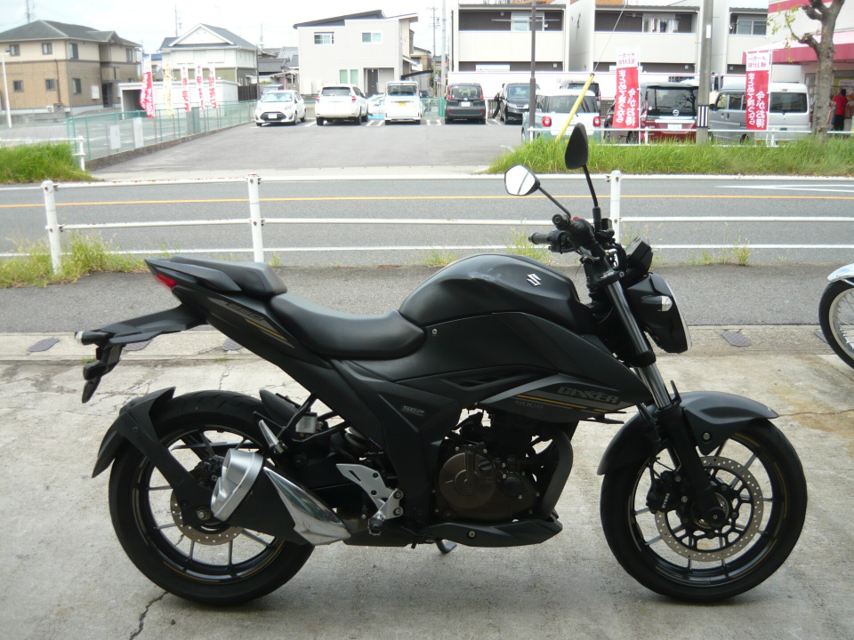 Suzuki GIXXER250