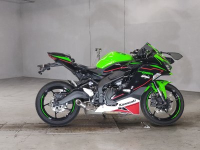 Kawasaki NINJA ZX-25R KRT 2022
