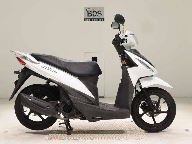 Suzuki ADDRESS V110
