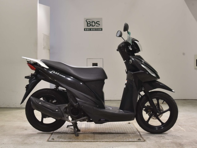 Suzuki ADDRESS V110