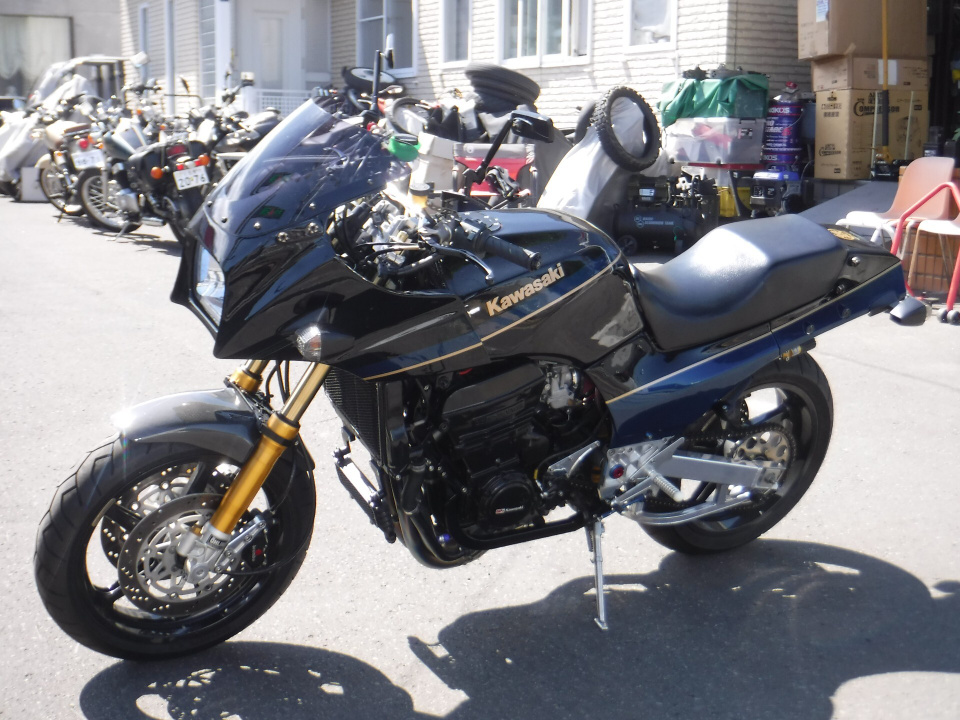 Kawasaki GPZ900R 1992