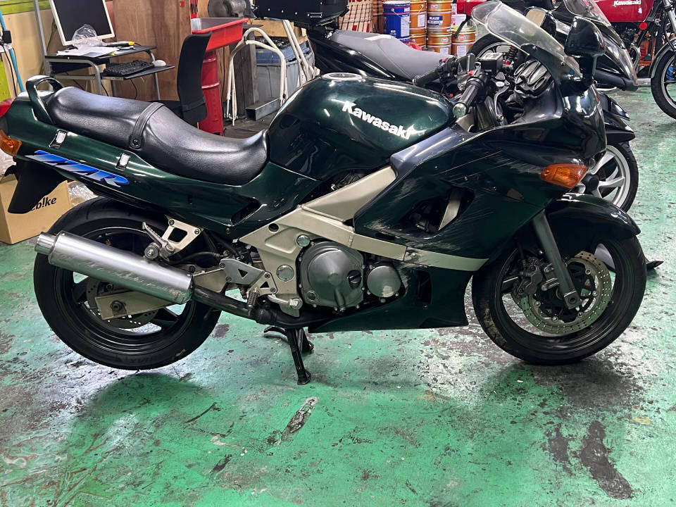 Kawasaki ZZ-R400 1996