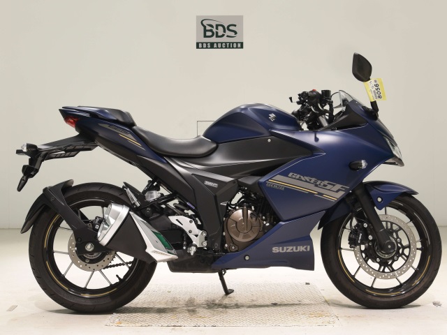 Suzuki GIXXER250SF