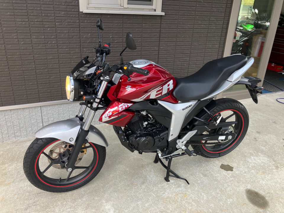 Suzuki GIXXER150