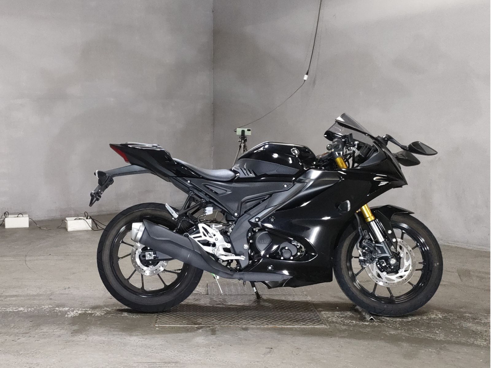 Yamaha YZF-R15 2023