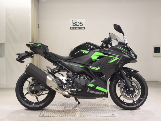 Kawasaki NINJA400 2019